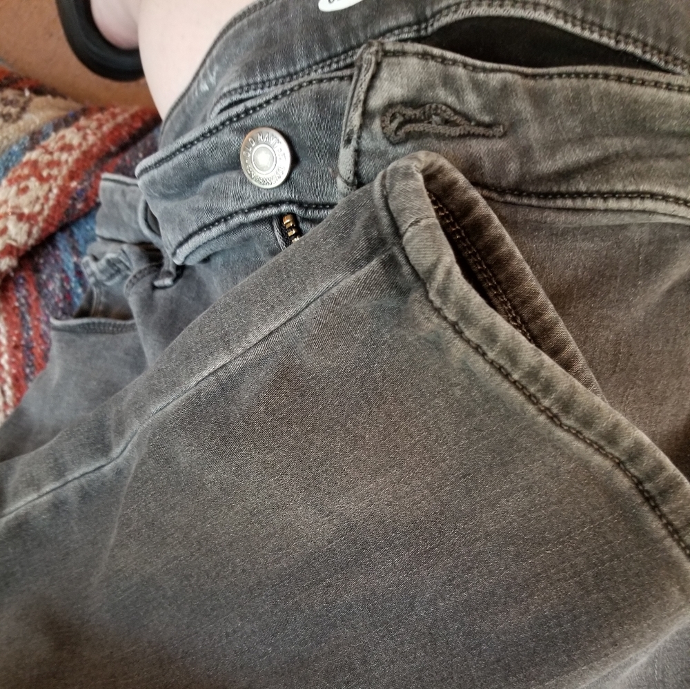 Old navy rockstar super skinny jeans with flannel
